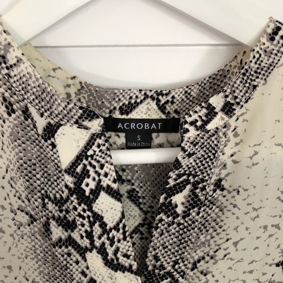 Acrobat Silk PythonTunic - Picture 3 of 5